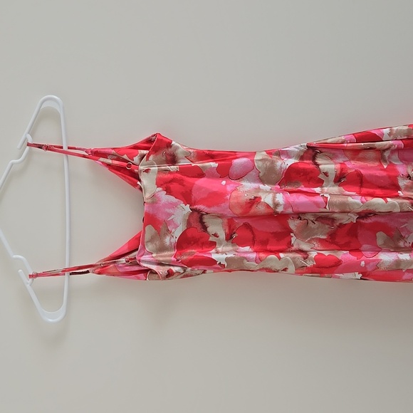 Pink and Red floral Dress - Picture 7 of 8